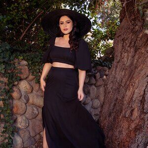 NWT La Femme en Noir Thistle Two Piece Set in Black Chiffon MEDIUM
